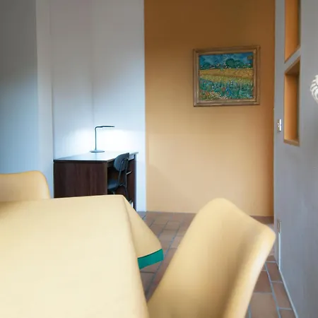 Апартаменты Urban Retreat - Ambrogiohost