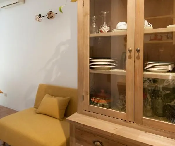 Urban Retreat - Ambrogiohost דירה