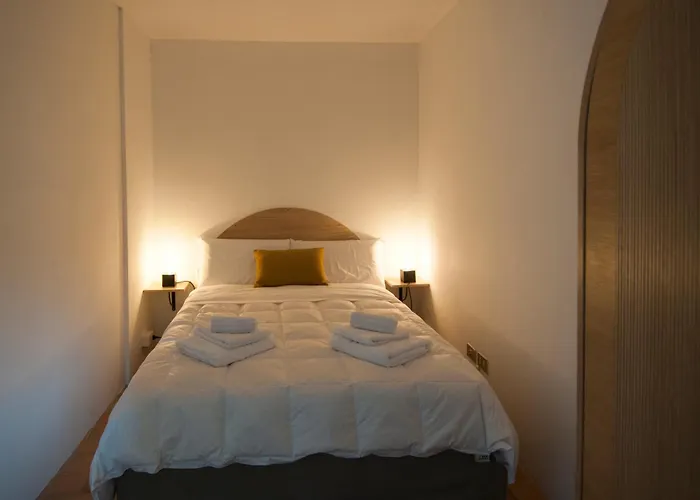 Urban Retreat - Ambrogiohost *