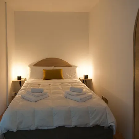 Urban Retreat - Ambrogiohost *